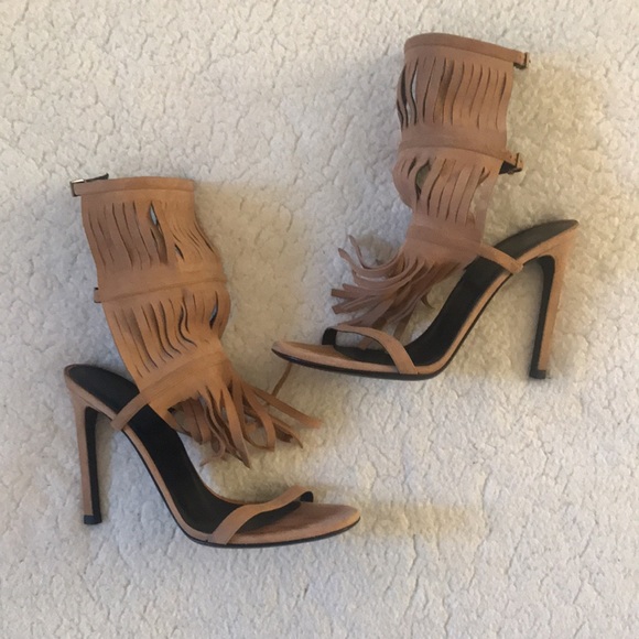 Gucci | Authentic Tan Fringe Ankle Strap Heels Size 38.5 - Picture 5 of 9